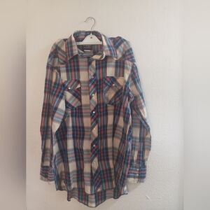 Wrangler Navy Blue and Red Casual Button Down Shirt